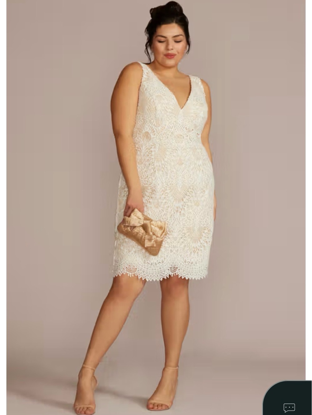 Scalloped hem lace v neck short dress